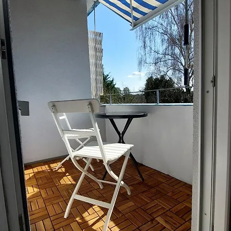 An Der S-bahnstation Thesdorf Lejlighed Pinneberg