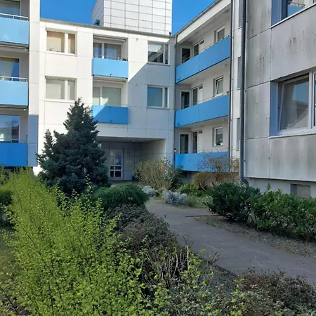 아파트 An Der S-bahnstation Thesdorf *