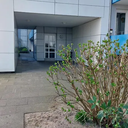 An Der S-bahnstation Thesdorf Lejlighed Pinneberg